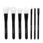 Set de pinceaux de maquillage noir et blanc