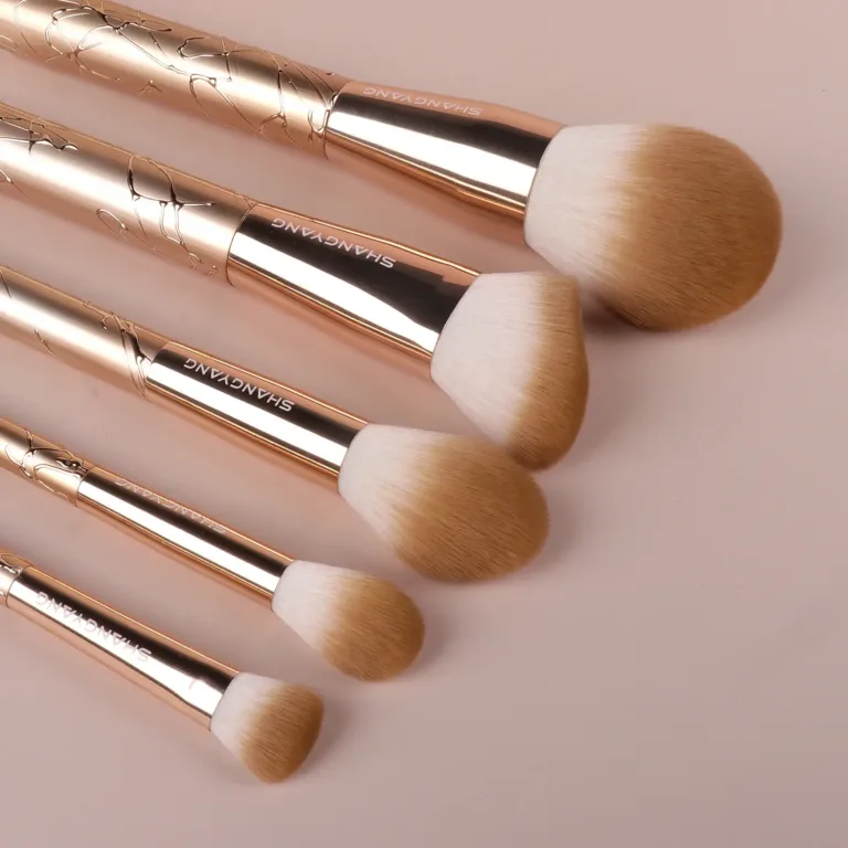 Golden Beginner Makeup Brush Set With Bag