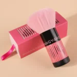 Heart Retractable Kabuki Brush