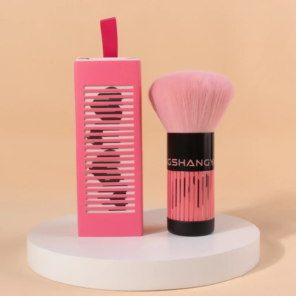 Heart Retractable Kabuki Brush