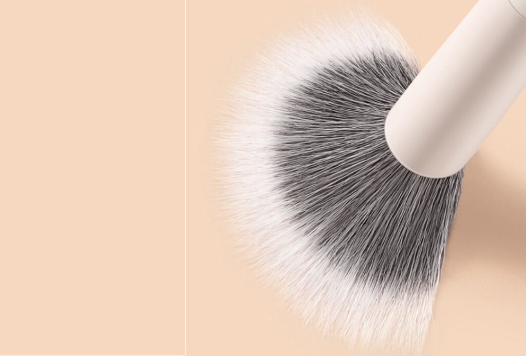 High Powder Pickup Bristles