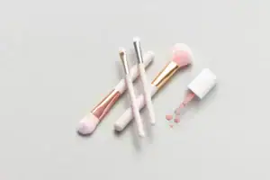 makeup brush